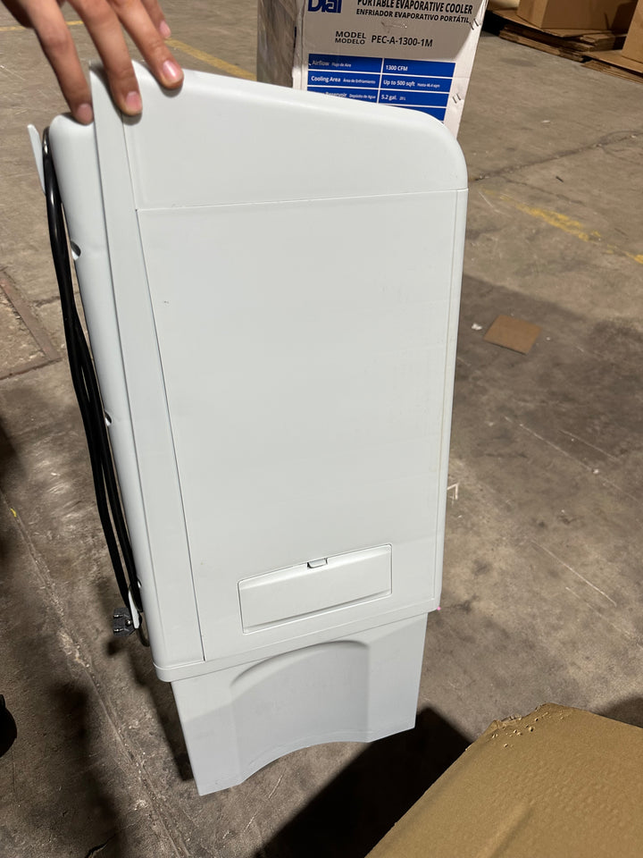 Dial Manufacturing 1300-CFM 3 -Speed Indoor/Outdoor Portable Evaporative Cooler for 500-Sq. Feet (Motor Included) (OPEN BOX)