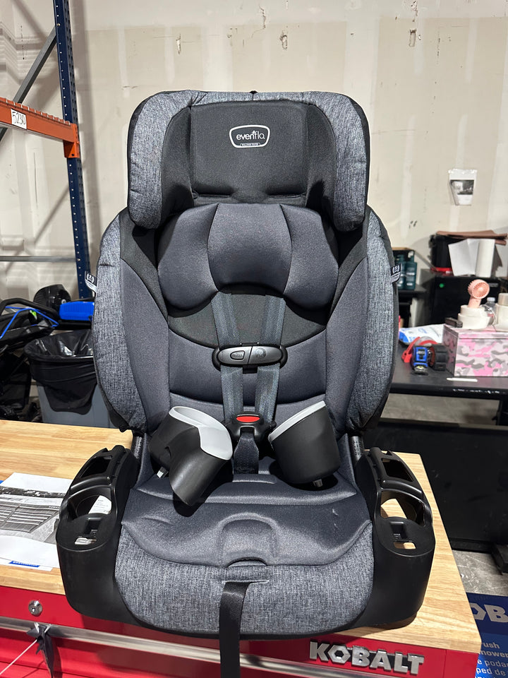 Evenflo Maestro Sport Harness Booster Car Seat (open box)(DONT LIST)