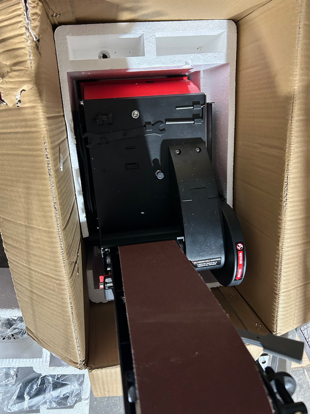 Lijadora de banco CRAFTSMAN de 4 x 3 pulgadas y 5 amperios (usada)