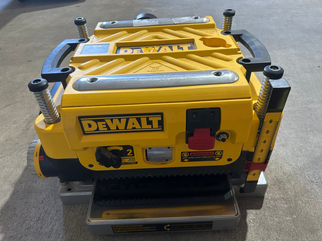 DEWALT 13-in W 15.0 -Amp Benchtop Planer (Used)