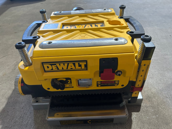 DEWALT 13-in W 15.0 -Amp Benchtop Planer (Used)