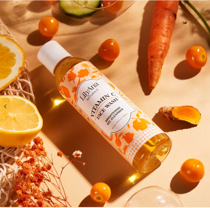 Jabón facial con vitamina C Lilyana Naturals, 190 ml (nuevo)