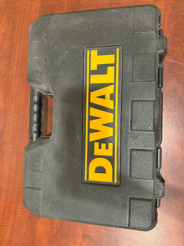 DEWALT 20V MAX PEX Expansion Tool Kit (1/2-in and 3/4-in) used
