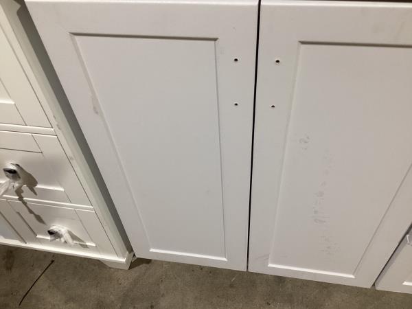 Lot # 2220 allen + roth 36in White Sink Bathroom Vanity $699
