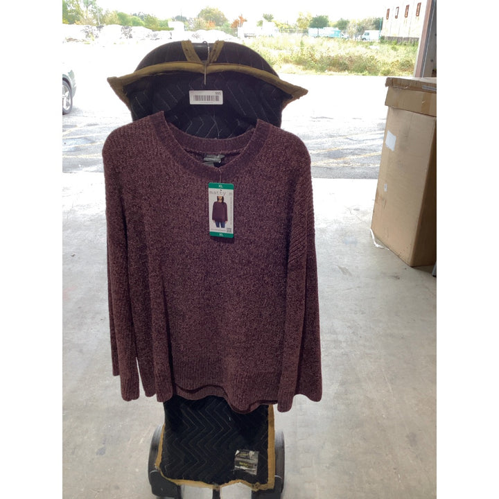 Lot # 995 Matty M Tunic Pullover-Sweater $17.62