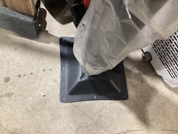 Lot # 2021 Flash Furniture Column Table Stand $69