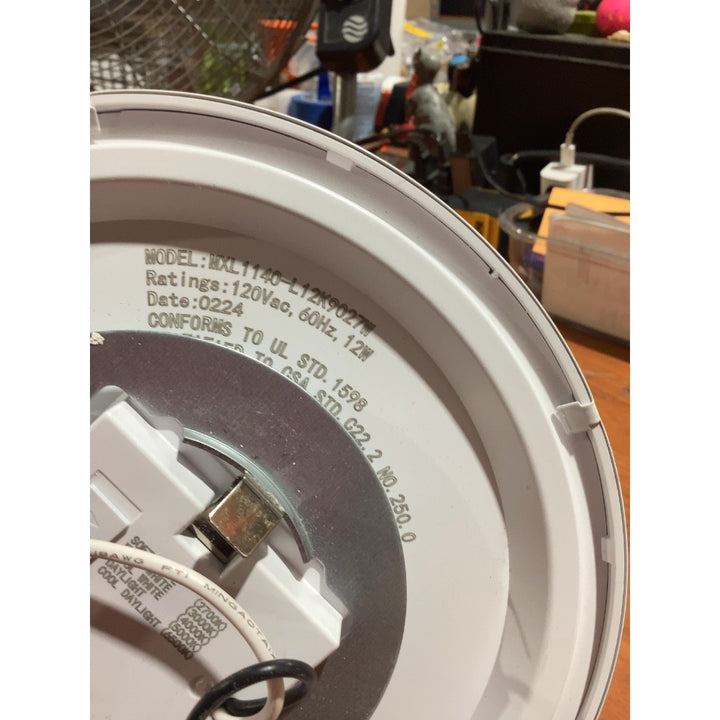 Lot # 1087 MXL Recessed Downlight MXL1140-L12K9027W $20