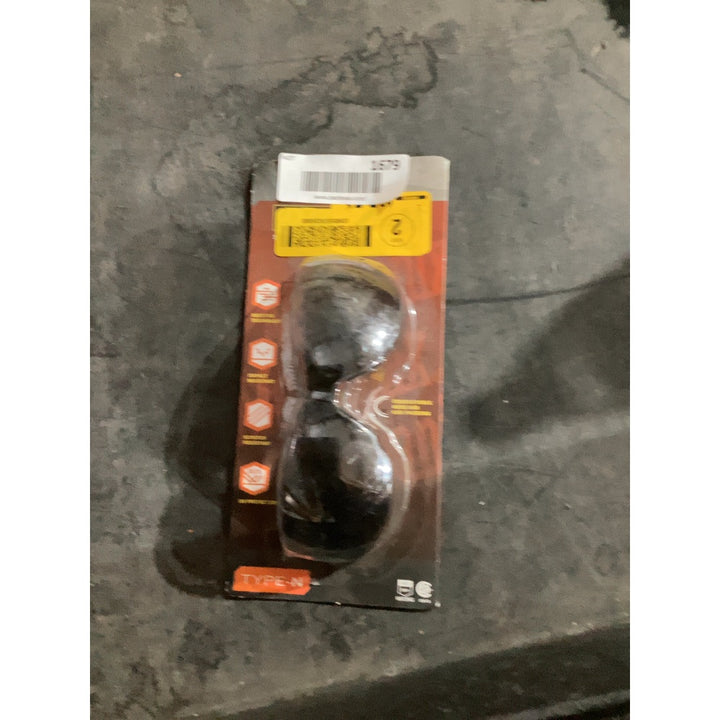 Lot # 1679 Mechanix Wear Vision Safety Eyewear $23