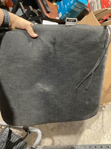 Lot # 296 allen + roth with STAINMASTER Patio Chair Cushion
