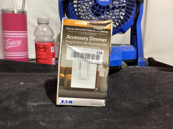 Lot # 248 Eaton Wi-Fi Smart Single-pole/3-way LED $25