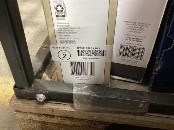 Lot # 148 White Faux Wood Blinds $45