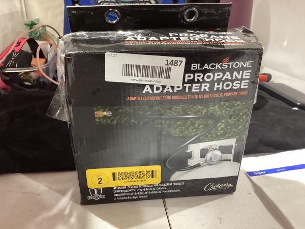 Lot # 1487 Blackstone Rubber 1lb to 20lb hose and adapter $25