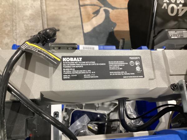 Lot # 2111 Kobalt Wet Tabletop Sliding Table Tile Saw $499