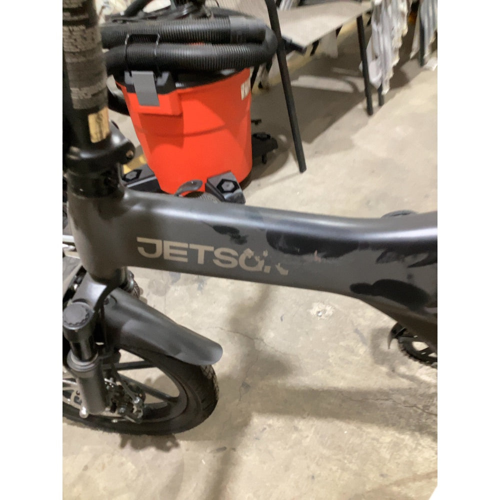 Lot # 2386 Jetson E-Bike $45.00