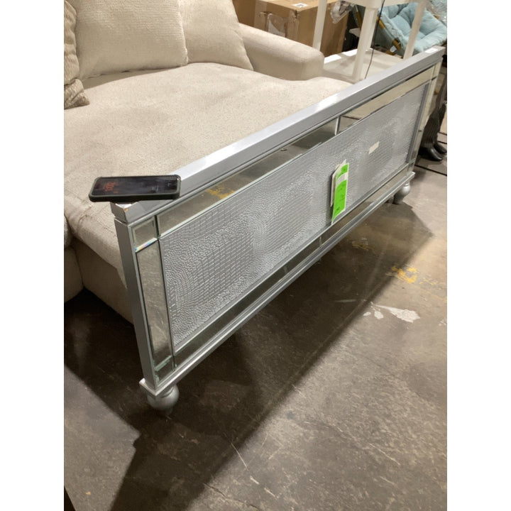 Lot # 2309 Silver Queen Footboard  Slats