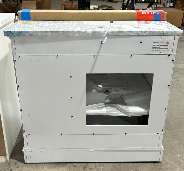 Mueble de baño Allen + Roth Roveland de 36 pulgadas, blanco, con lavabo individual bajo encimera y cubierta de mármol natural de Carrara (dañado) 