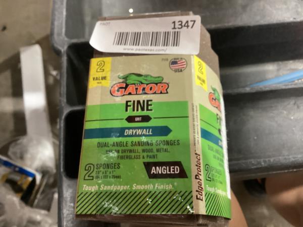 Lot # 1347 Gator 120-Grit Sanding Sponge 2pk $7.29