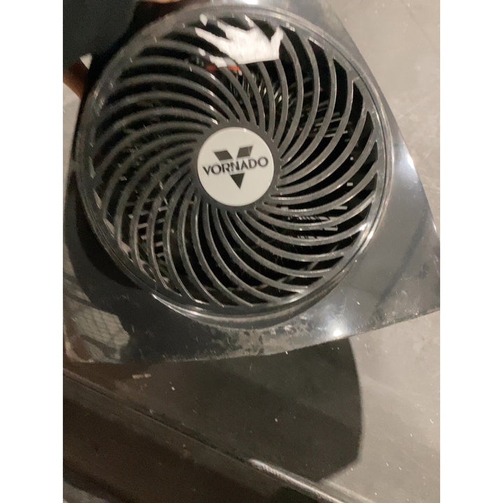 Lot # 606 Vornado VH203 Heater $49.99 est.