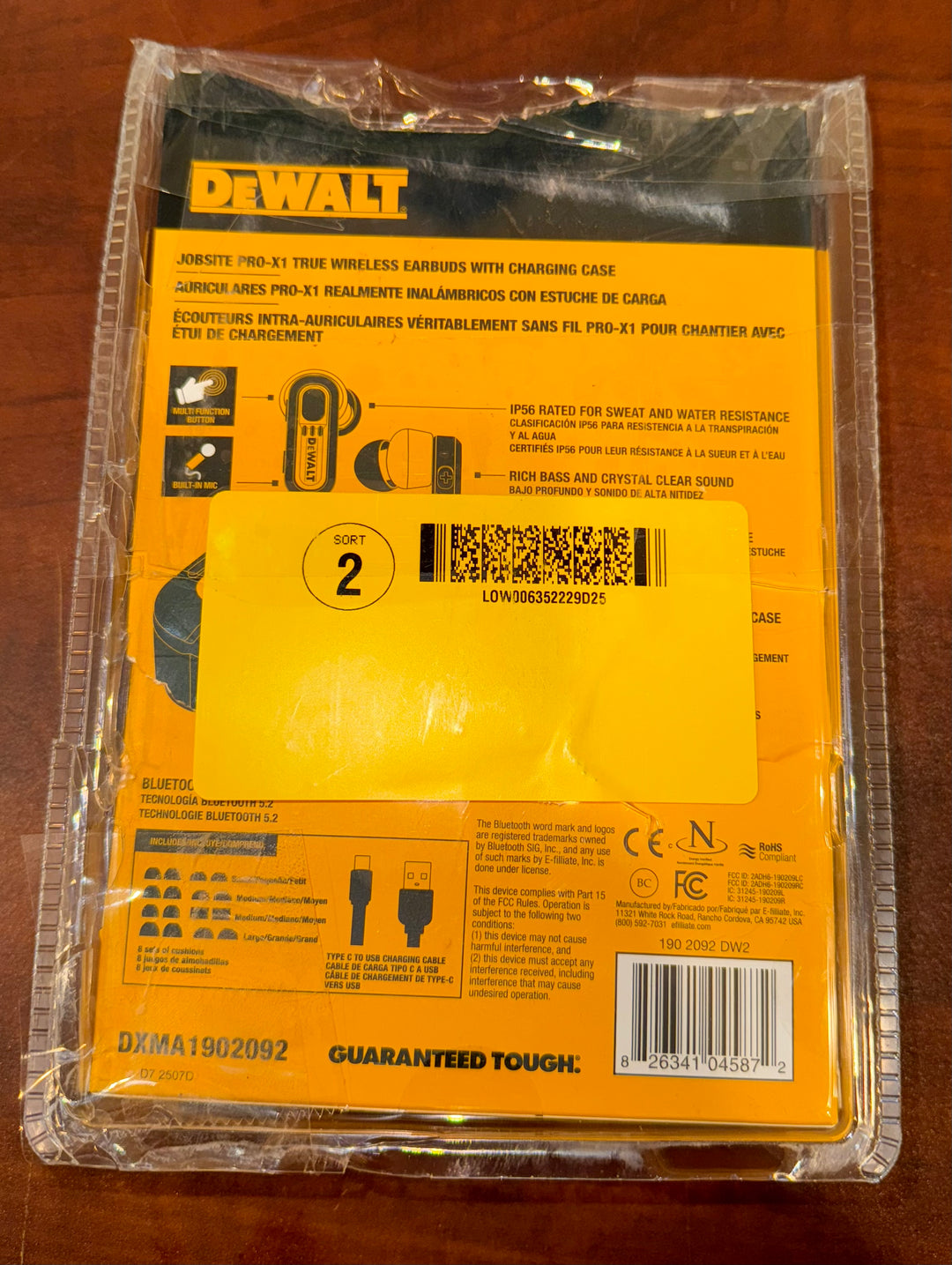 DEWALT Dewalt Earbud Wireless Headphones