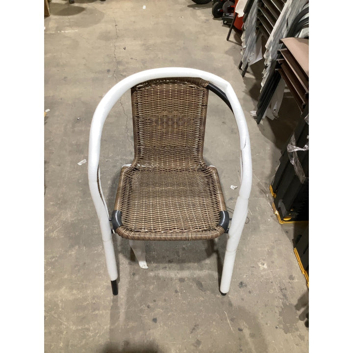 Lot # 2407 Flash Furniture Chair $51.00