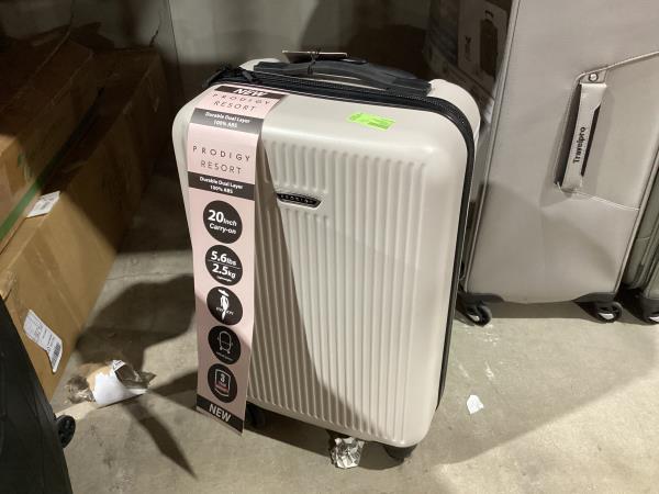 Lot # 1592 Prodigy Resort 20-Inch Carry-on Fashion Hardside Spinner Luggage, Brown Sand