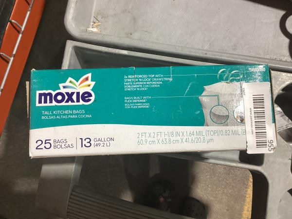 Lot # 955 Moxie White Tall Trash Bags 13Gall (25)