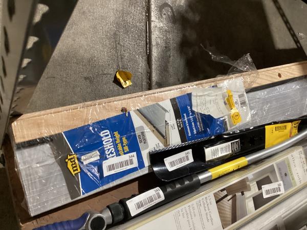 Lot # 344 M-D Building Products Threshold