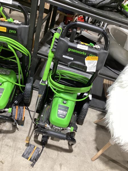 Lot # 2062 Greenworks Pro pressure washer $329
