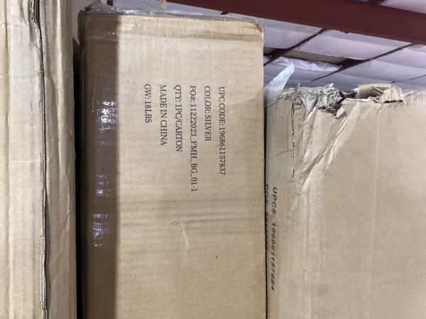 Lot # 1639 Flash Furniture Bathroom Medicine Cabinet $116