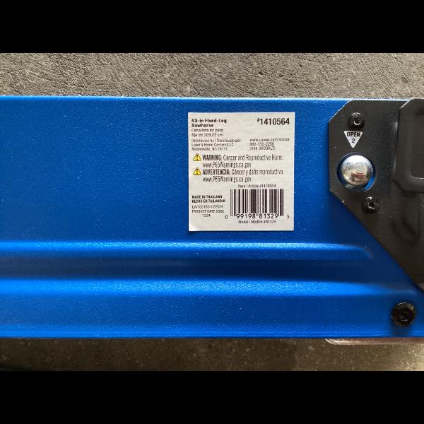 Lot # 1286 Kobalt Tools 43-in fixed-leg sawhorse Mdl 1410564 $30