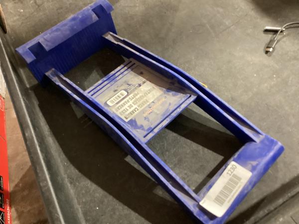 Lot # 1230 MARSHALLTOWN Panel Carrier ImpactResistant Plastic