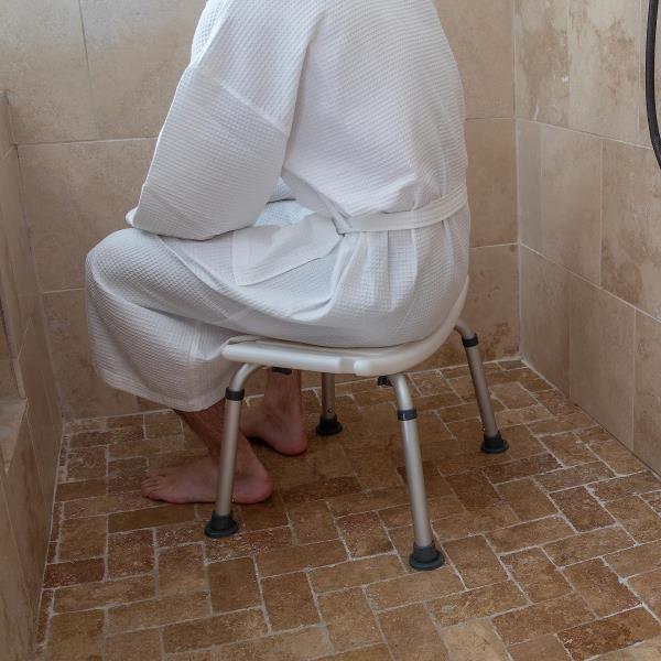 Lot # 1659 Flash Furniture HERCULES Series Shower Chair $49