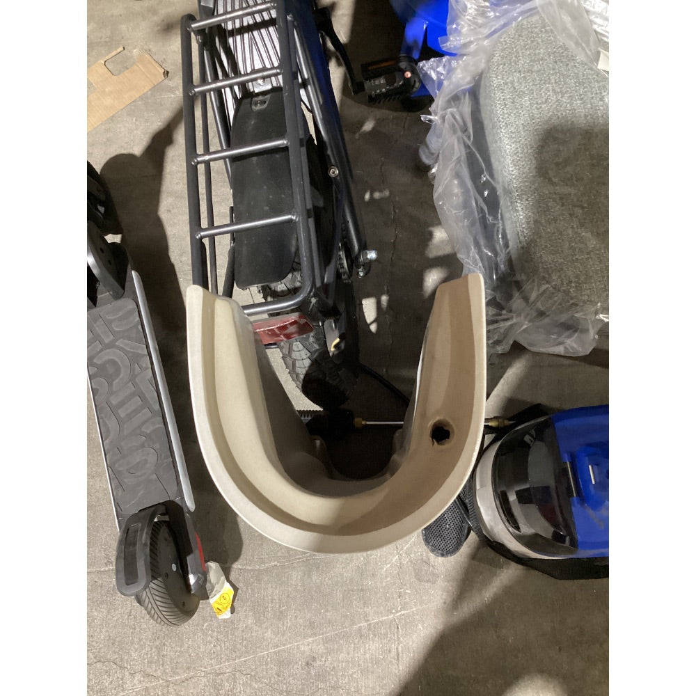 Lot # 2473 Ceramic Sink $75.00