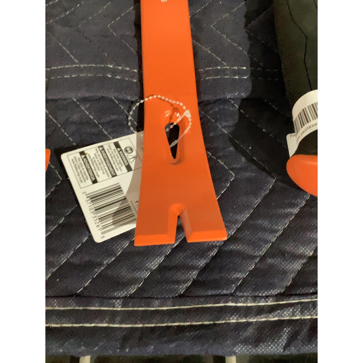 Lot # 1009 Crescent Pry Bar $12.98