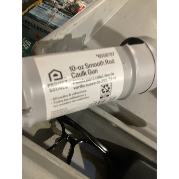 Lot # 841 Project Source Smooth Rod Caulk Gun $15.00