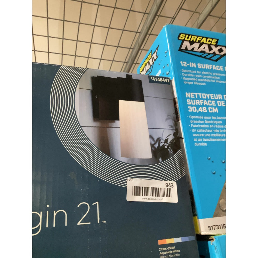 Lot # 943 Origin 21 Wall Lantern $21.00