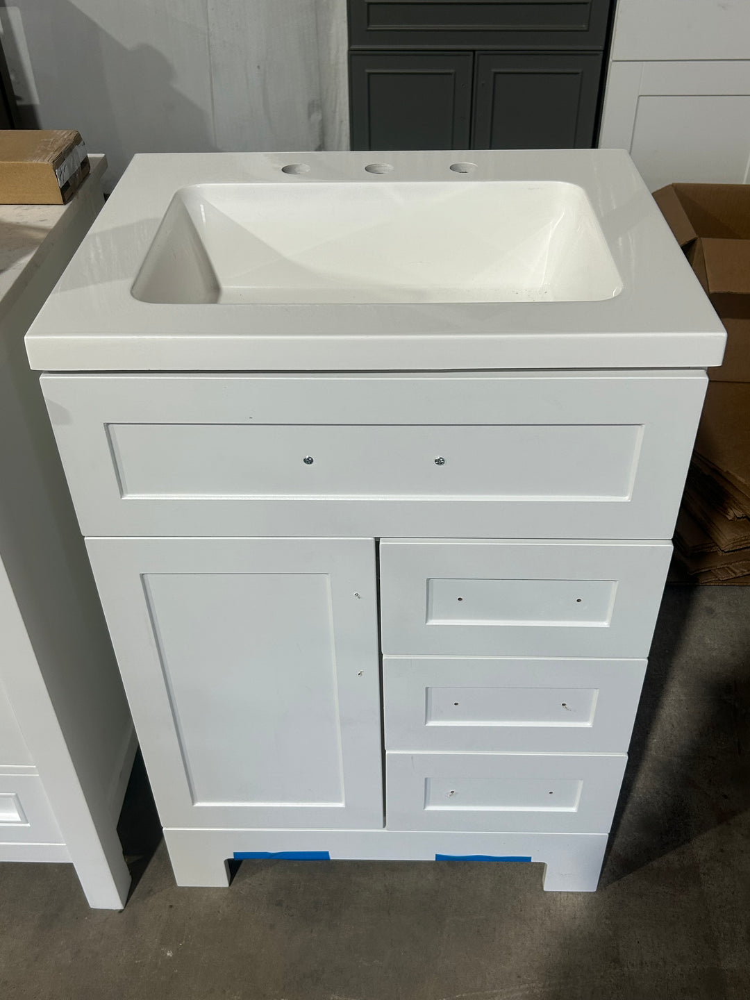 Style Selections Cauley 24-in True White Single Sink Bathroom Vanity with White Cultured Marble Top (open box)