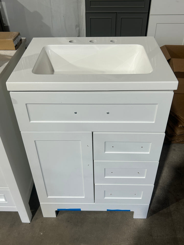 Style Selections Cauley 24-in True White Single Sink Bathroom Vanity with White Cultured Marble Top (open box)