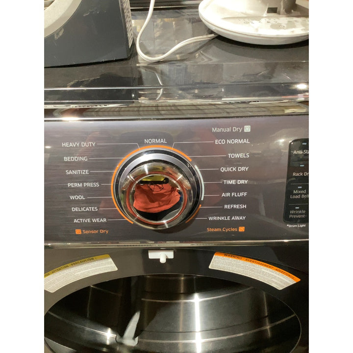 Lot # 2146 Samsung 800 Dryer $800