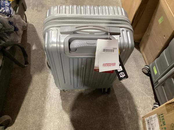 Lot # 1620 American Tourister Spinner Luggage Carry on $80