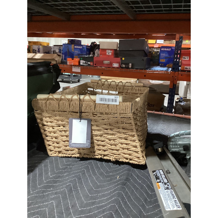 Lot # 907 KOHLs Natural Woven Basket Model 19 $1