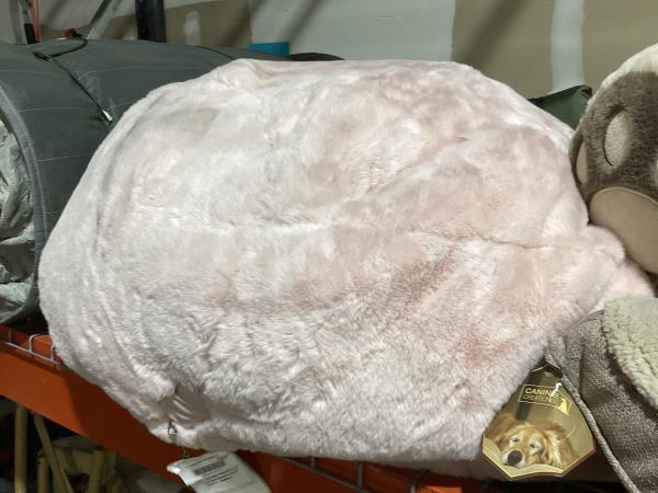 Lot # 2296 CANINE CREATIONS Faux Fur Plush Dog Bed $30