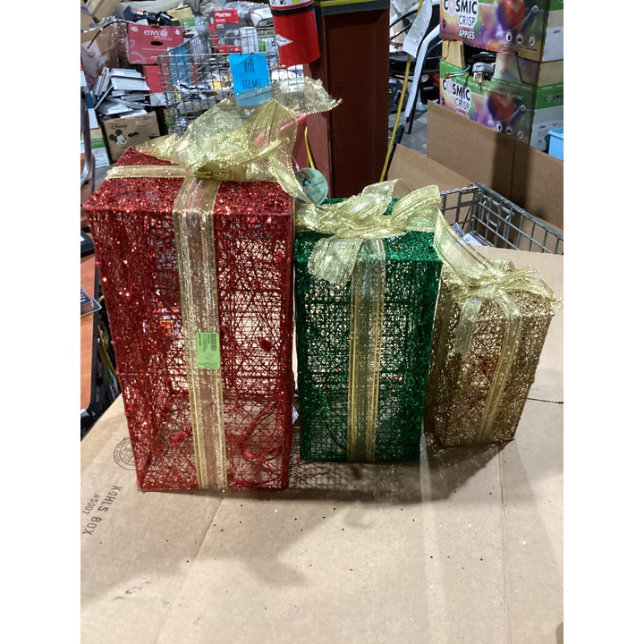 Lot # 155 National Tree Co. Lt. Gift Boxes Set RedGreenGold