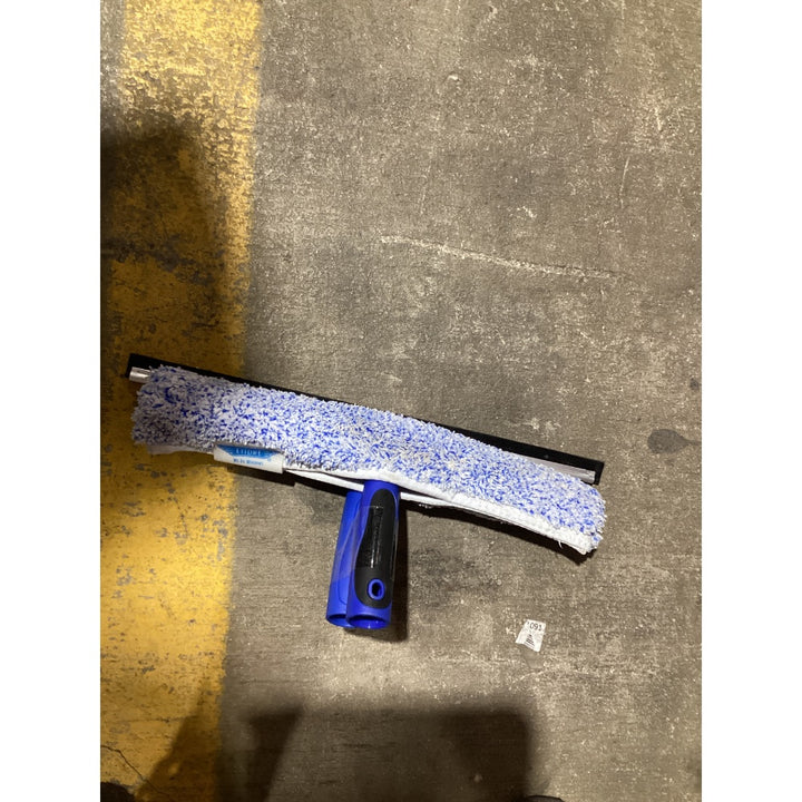 Lot # 1044 Unger 1344 Window Cleaner Combo Tool $35