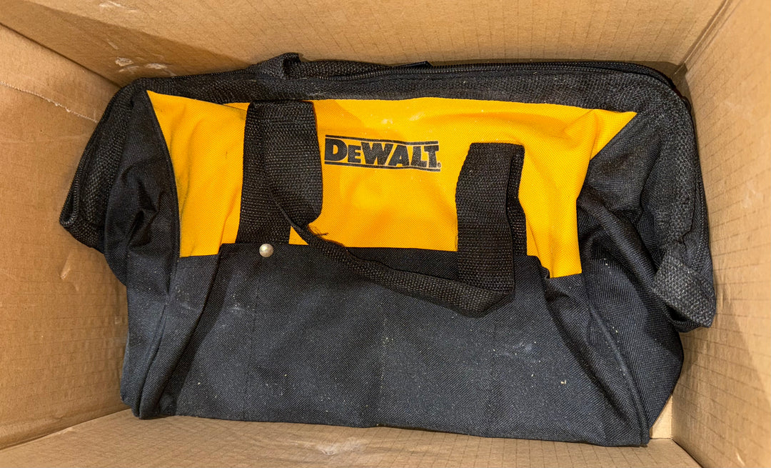 DEWALT 7-1/4-in Lightweight Circular Saw with Electric Brake Used
