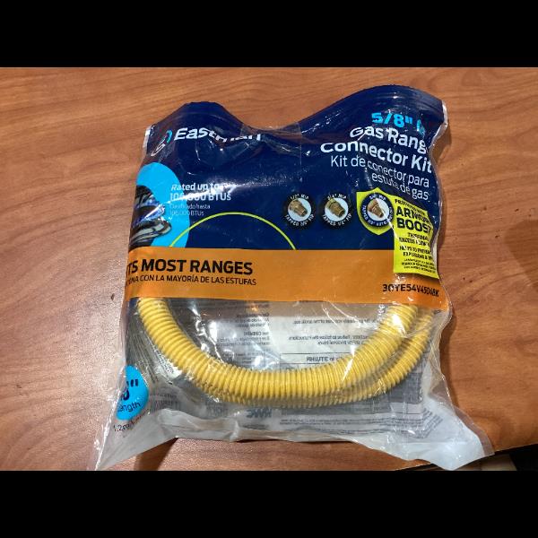 Lot # 357 Eastman 30YE54V480BK Gas Range Connector Kit $35