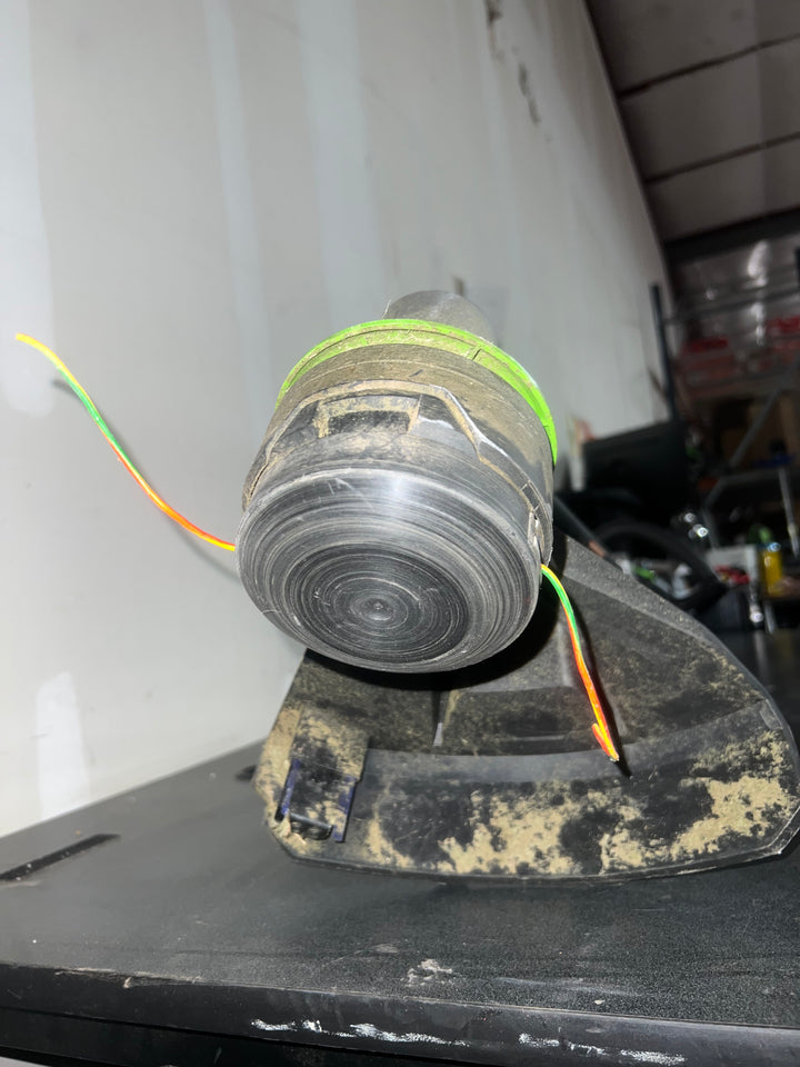 Desbrozadora de hilo a batería EGO POWERLOAD con eje recto de 16 pulgadas y 56 voltios LINE IQ (USADA) (HERRAMIENTA DESNUDA)