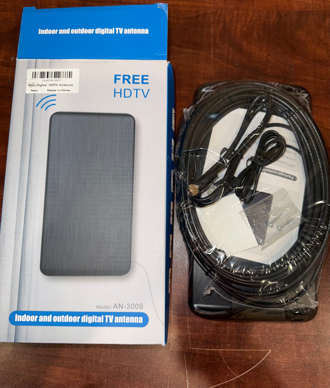 Digital HD TV Antenna for Indoor and Outdoor NEW