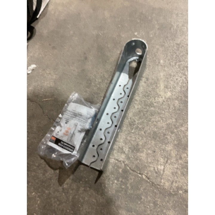 Lot # 709 Simpson Strong-Tie HDUB-SDS2.5 Holdown Kit $25