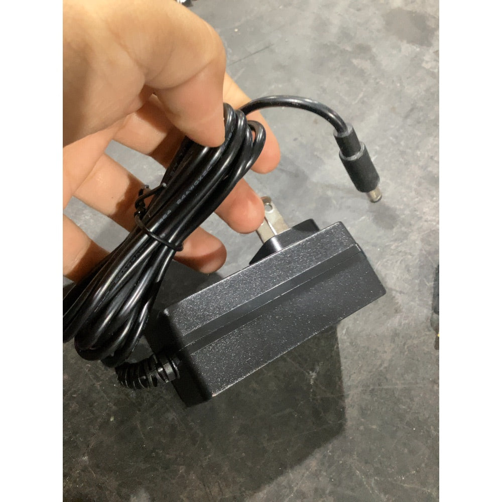 Lot # 583 V 1A Adapter $10.00